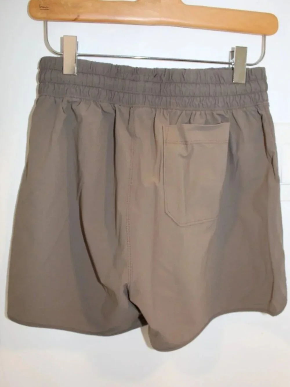 Men’s Abercrombie & Fitch YPB motionTEK 5” Retro Active Shorts - XS